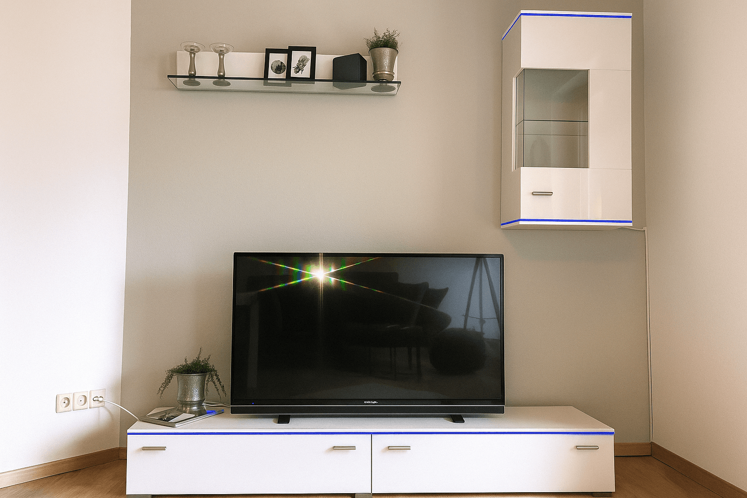 Pronájem bytu 2+1 40 m², Leonberg, Bádensko-Württembersko Pronájem bytu 2+1 40 m², Leonberg, Bádensko-Württembersko