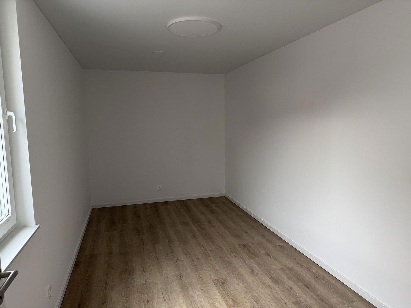 Pronájem bytu 3+1 82 m², Maximilianstraße 21, 76751 Jockgrim, Jockgrim, Porýní-Falc Pronájem bytu 3+1 82 m², Maximilianstraße 21, 76751 Jockgrim, Jockgrim, Porýní-Falc