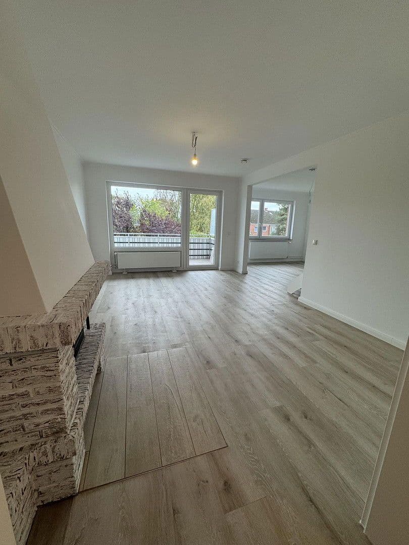 Pronájem bytu 4+1 132 m², Rellingen, Šlesvicko-Holštýnsko Pronájem bytu 4+1 132 m², Rellingen, Šlesvicko-Holštýnsko