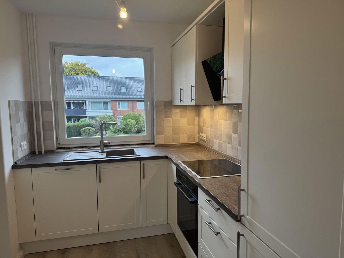 Pronájem bytu 4+1 132 m², Rellingen, Šlesvicko-Holštýnsko Pronájem bytu 4+1 132 m², Rellingen, Šlesvicko-Holštýnsko