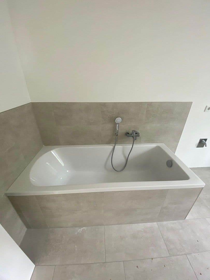 Pronájem bytu 2+1 72 m², Boizenburg/Elbe, Mecklenburg-Vorpommern Pronájem bytu 2+1 72 m², Boizenburg/Elbe, Mecklenburg-Vorpommern