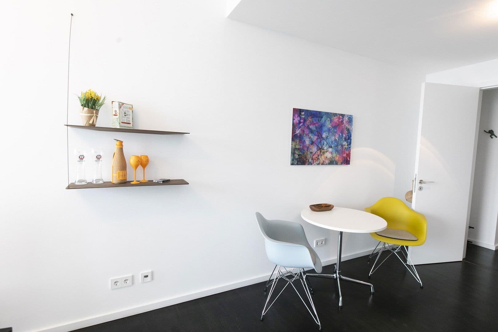 Pronájem bytu 2+1 57 m², Europa Allee 2, Frankfurt, Hessen Pronájem bytu 2+1 57 m², Europa Allee 2, Frankfurt, Hessen