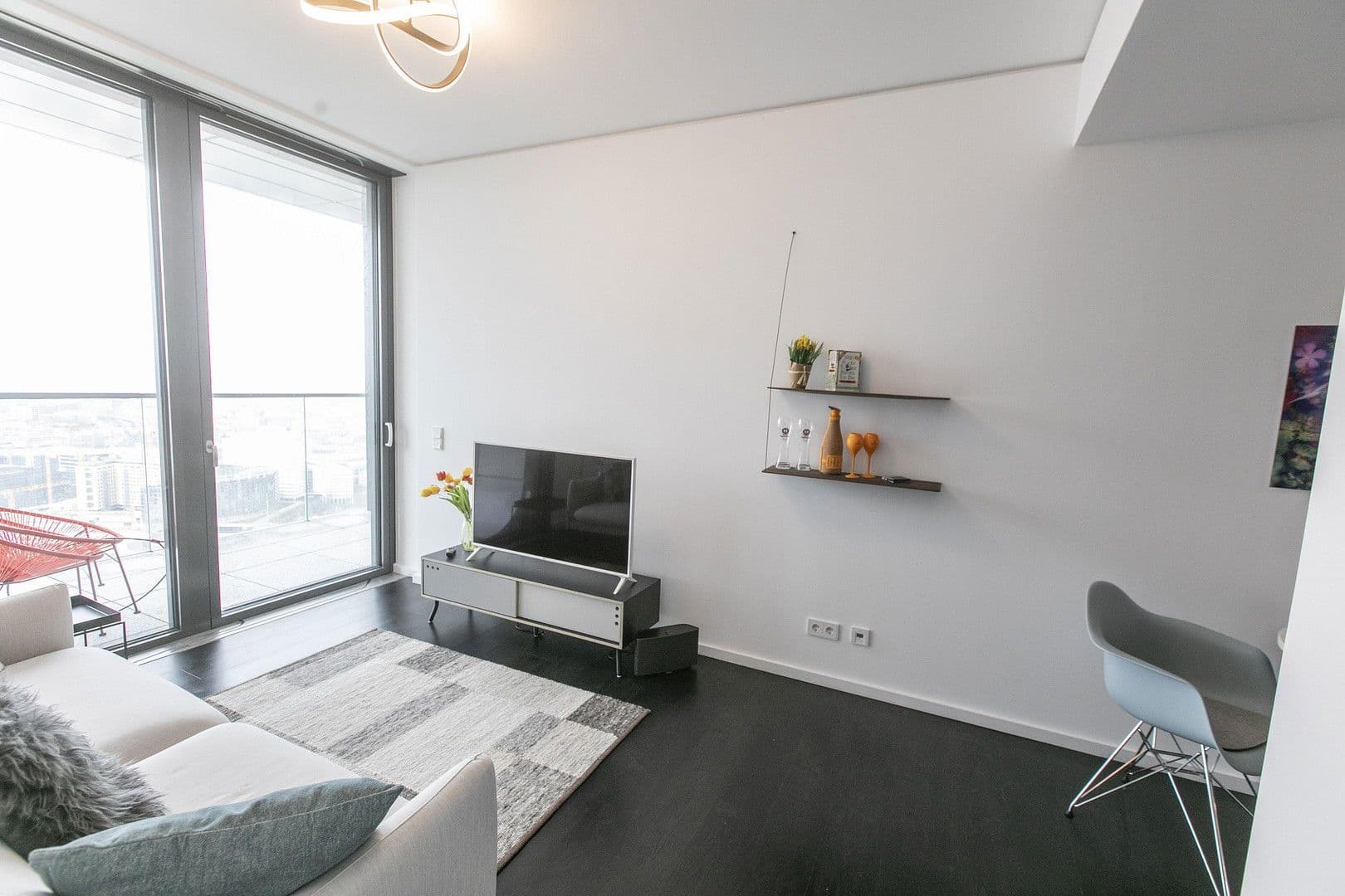 Pronájem bytu 2+1 57 m², Europa Allee 2, Frankfurt, Hessen Pronájem bytu 2+1 57 m², Europa Allee 2, Frankfurt, Hessen