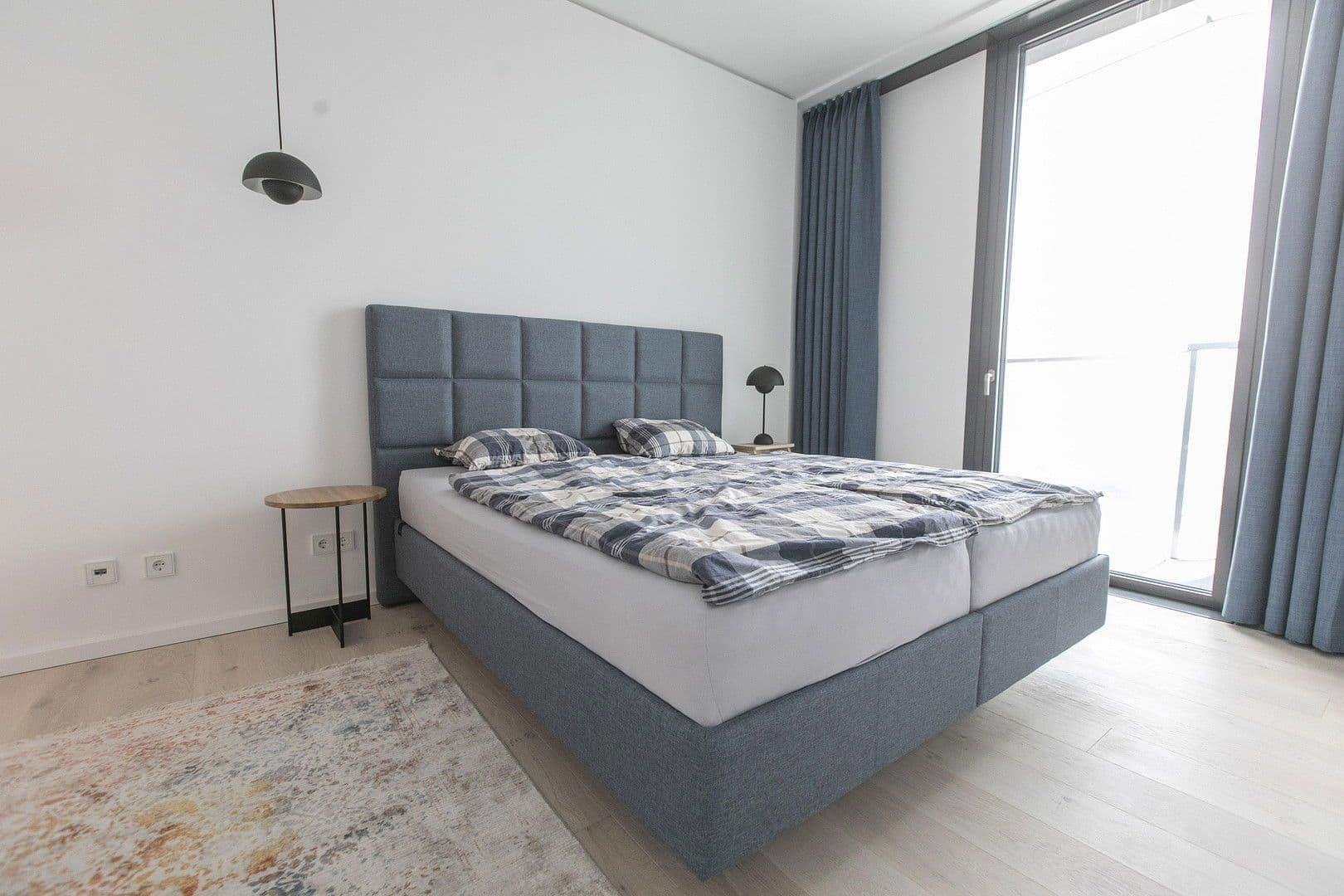 Pronájem bytu 2+1 57 m², Europa Allee 2, Frankfurt, Hessen Pronájem bytu 2+1 57 m², Europa Allee 2, Frankfurt, Hessen