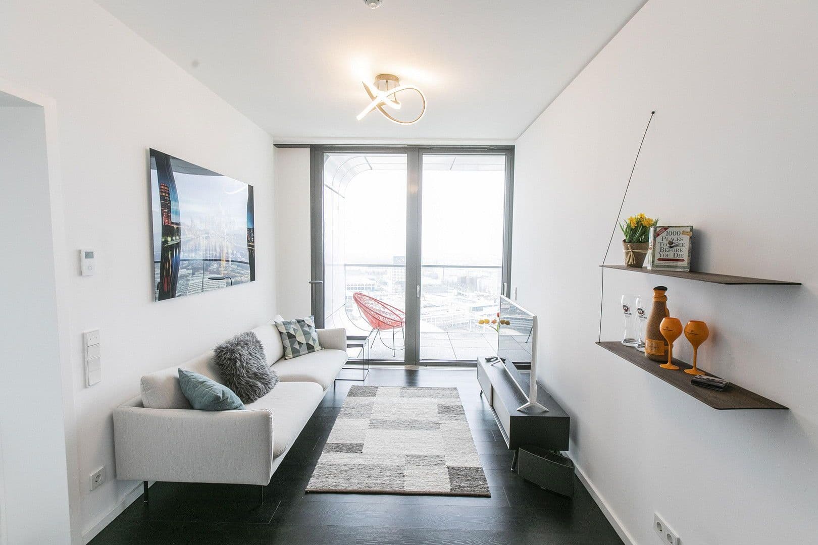 Pronájem bytu 2+1 57 m², Europa Allee 2, Frankfurt, Hessen Pronájem bytu 2+1 57 m², Europa Allee 2, Frankfurt, Hessen