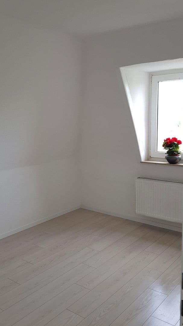 Pronájem bytu 4+1 85 m², Bischofswerda, Sasko Pronájem bytu 4+1 85 m², Bischofswerda, Sasko