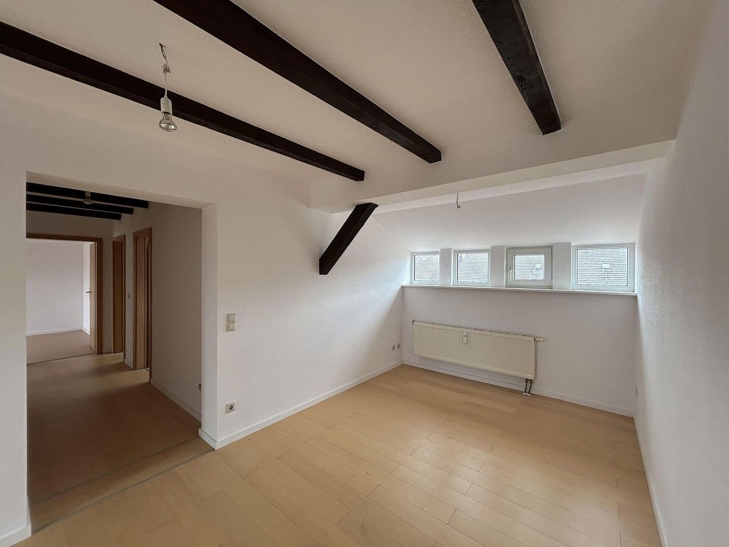 Pronájem bytu 4+1 73 m², Luisenstr. 15, Zhořelec, Sasko Pronájem bytu 4+1 73 m², Luisenstr. 15, Zhořelec, Sasko