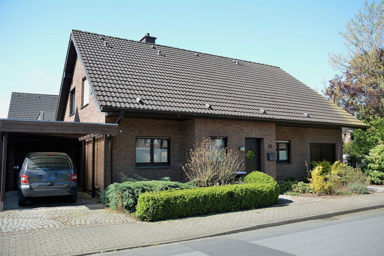 Prodej domu 165 m², pozemek 547 m², Duisburg, Severní Porýní-Vestfálsko Prodej domu 165 m², pozemek 547 m², Duisburg, Severní Porýní-Vestfálsko