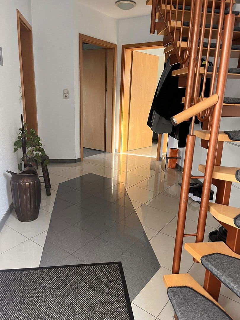 Prodej domu 180 m², pozemek 456 m², Von Uslar Weg 6 a, Sehnde, Dolní Sasko Prodej domu 180 m², pozemek 456 m², Von Uslar Weg 6 a, Sehnde, Dolní Sasko