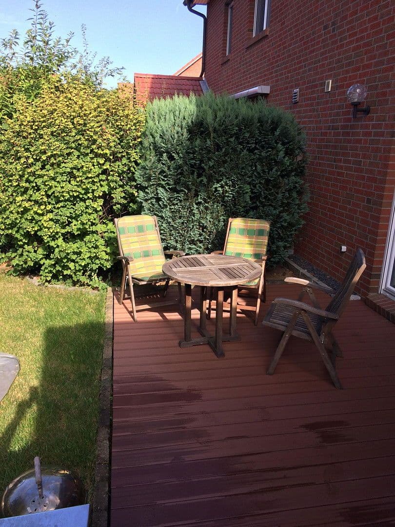 Prodej domu 180 m², pozemek 456 m², Von Uslar Weg 6 a, Sehnde, Dolní Sasko Prodej domu 180 m², pozemek 456 m², Von Uslar Weg 6 a, Sehnde, Dolní Sasko