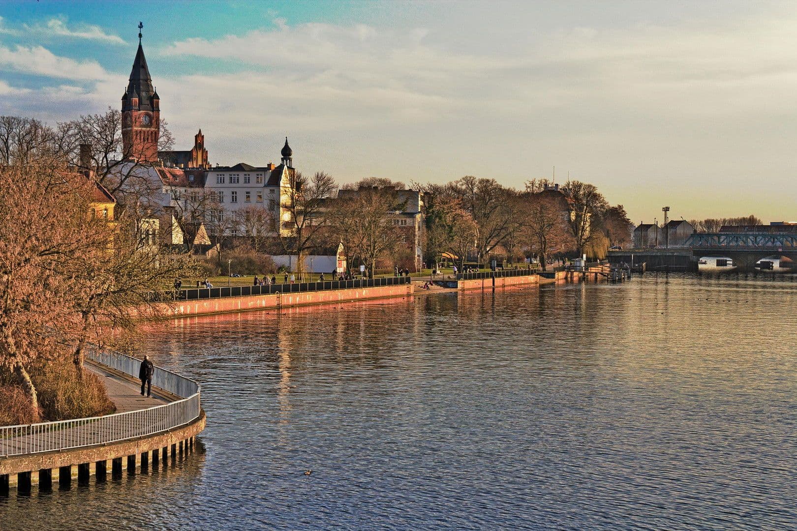 Prodej domu 90 m², pozemek 450 m², Berlin, Berlín Prodej domu 90 m², pozemek 450 m², Berlin, Berlín