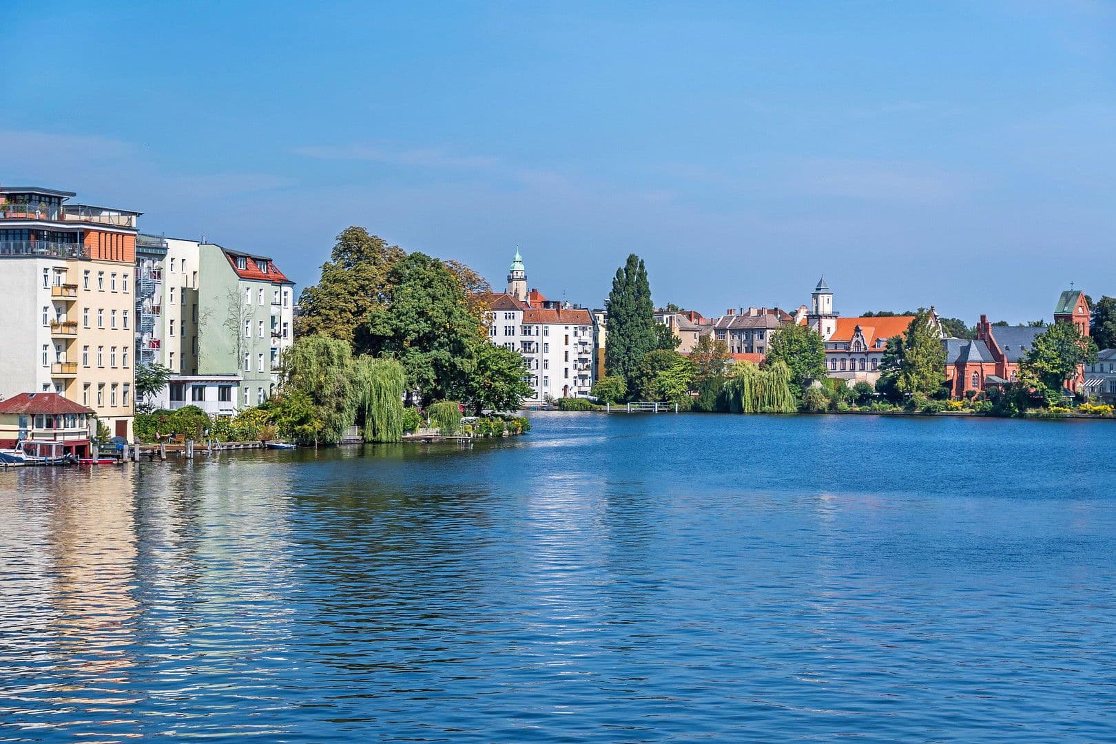 Prodej domu 90 m², pozemek 450 m², Berlin, Berlín Prodej domu 90 m², pozemek 450 m², Berlin, Berlín