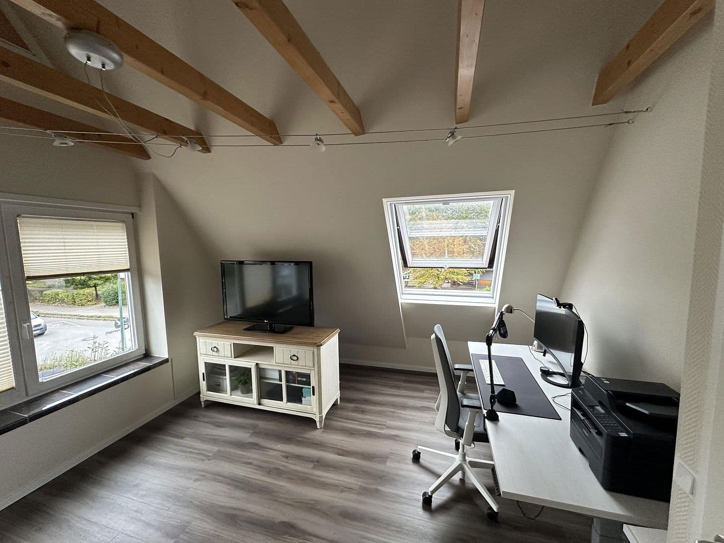 Prodej domu 109 m², pozemek 498 m², Flagentwiete 58, Pinneberg, Šlesvicko-Holštýnsko Prodej domu 109 m², pozemek 498 m², Flagentwiete 58, Pinneberg, Šlesvicko-Holštýnsko