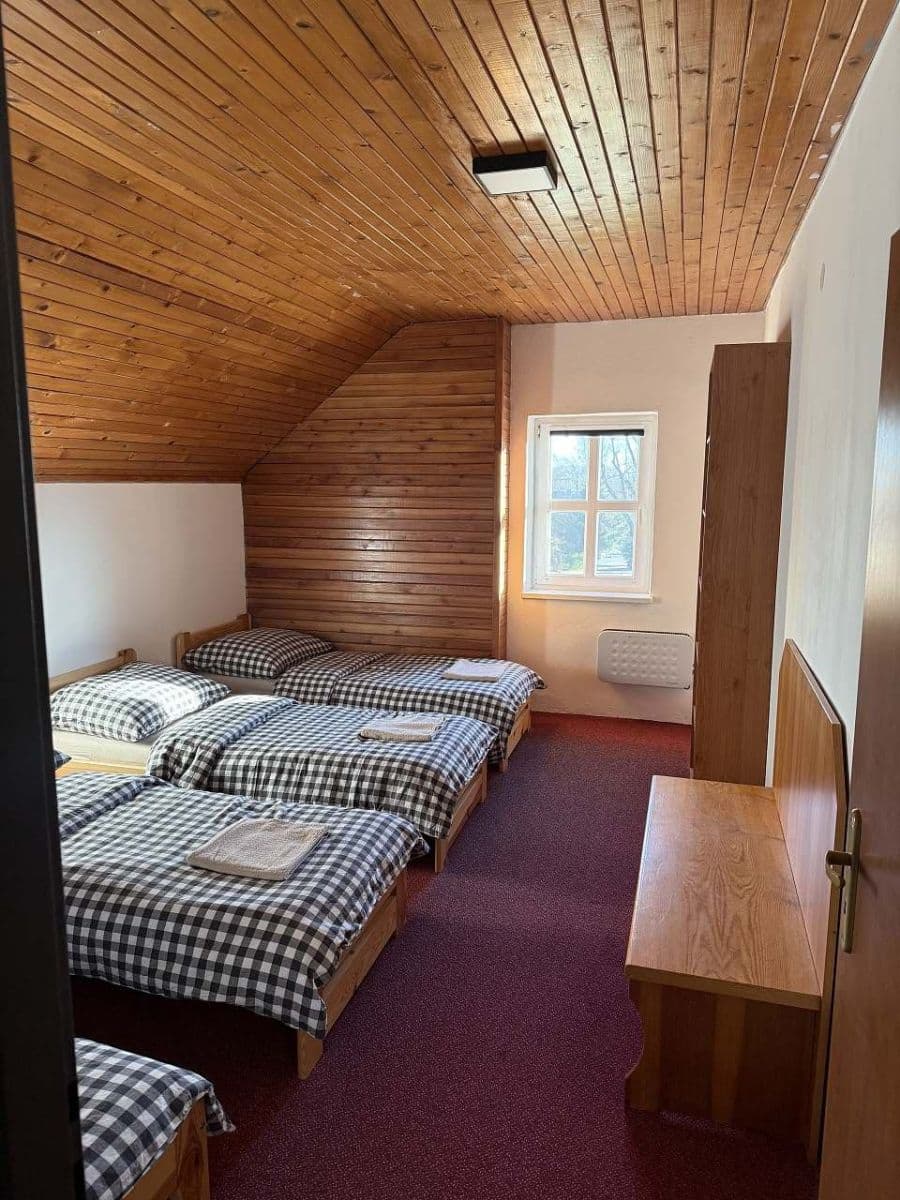 Pronájem chaty, chalupy, Staré Město, Olomoucký kraj Pronájem chaty, chalupy, Staré Město, Olomoucký kraj