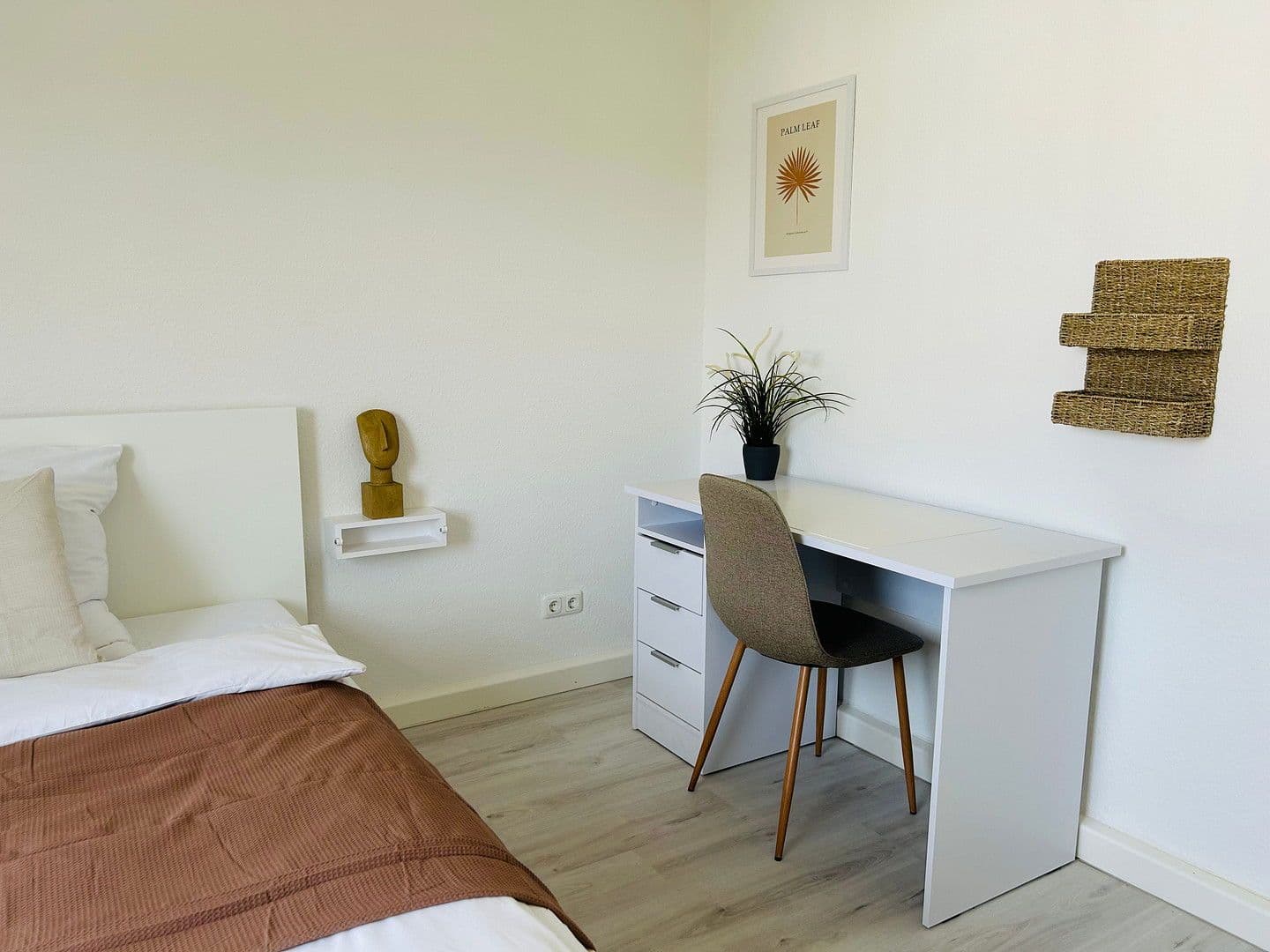 Pronájem bytu 3+1 59 m², Schwannstrasse 7, Nürnberg, Bavorsko Pronájem bytu 3+1 59 m², Schwannstrasse 7, Nürnberg, Bavorsko