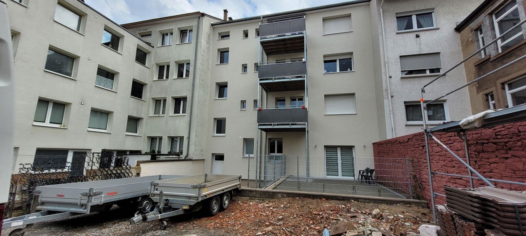 Pronájem bytu 4+1 98 m², Kaiser-Friedrich-Str. 28, Pforzheim, Bádensko-Württembersko Pronájem bytu 4+1 98 m², Kaiser-Friedrich-Str. 28, Pforzheim, Bádensko-Württembersko