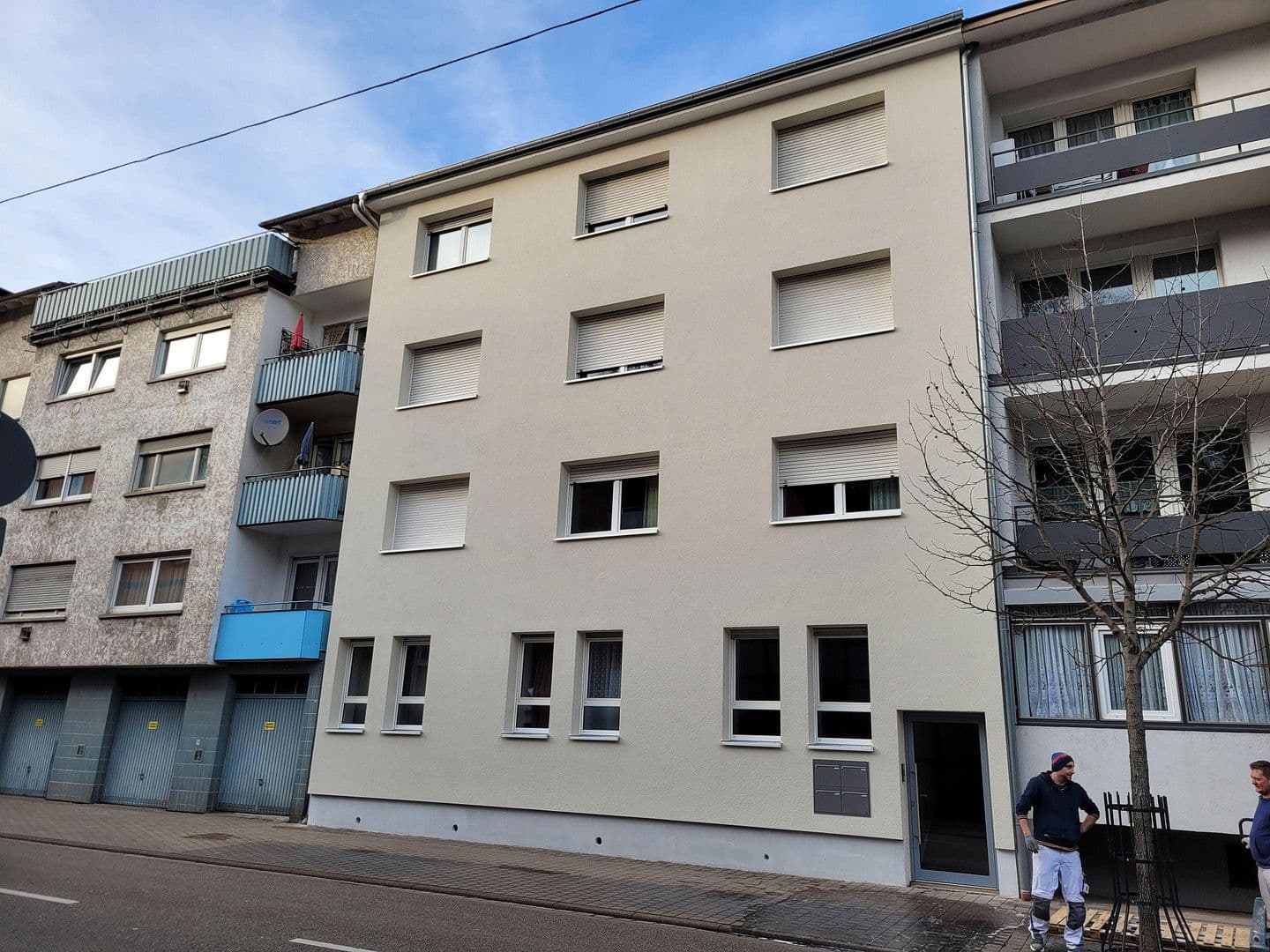 Pronájem bytu 4+1 98 m², Kaiser-Friedrich-Str. 28, Pforzheim, Bádensko-Württembersko Pronájem bytu 4+1 98 m², Kaiser-Friedrich-Str. 28, Pforzheim, Bádensko-Württembersko