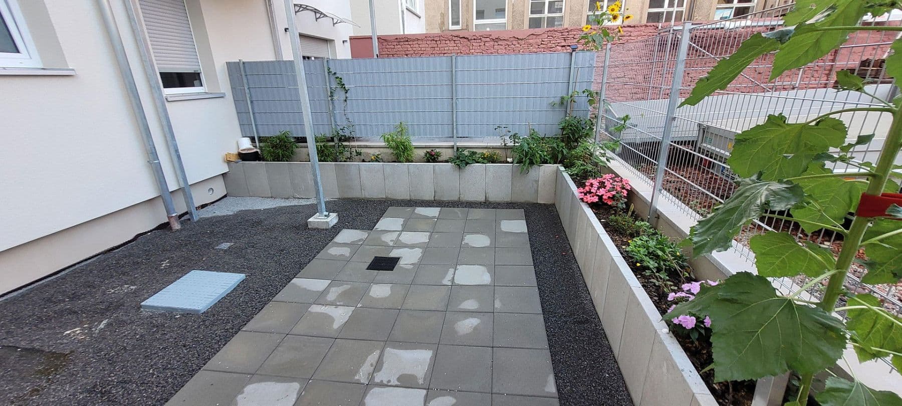 Pronájem bytu 4+1 98 m², Kaiser-Friedrich-Str. 28, Pforzheim, Bádensko-Württembersko Pronájem bytu 4+1 98 m², Kaiser-Friedrich-Str. 28, Pforzheim, Bádensko-Württembersko