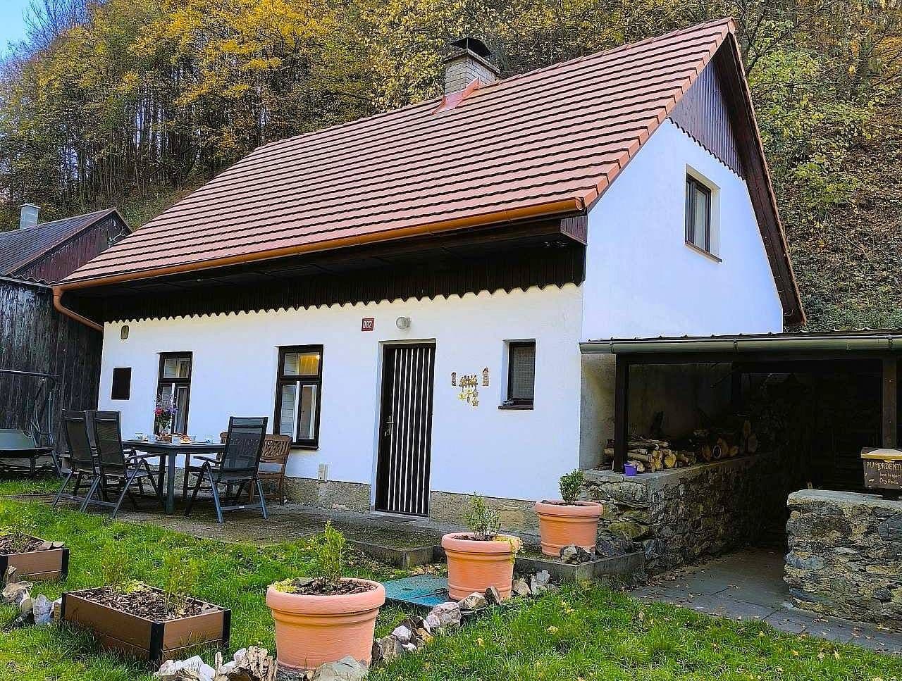 Pronájem chaty, chalupy, Branov, Středočeský kraj Pronájem chaty, chalupy, Branov, Středočeský kraj