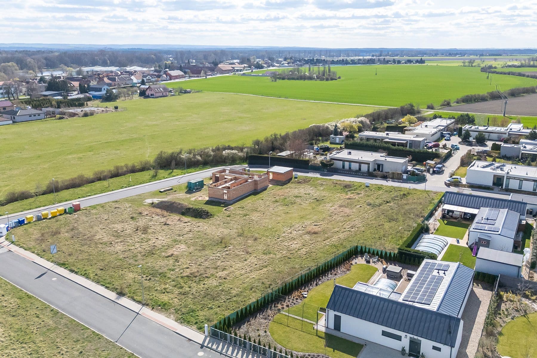 Prodej pozemku 848 m², Na Hroudách 1, Nymburk, Středočeský kraj Prodej pozemku 848 m², Na Hroudách 1, Nymburk, Středočeský kraj