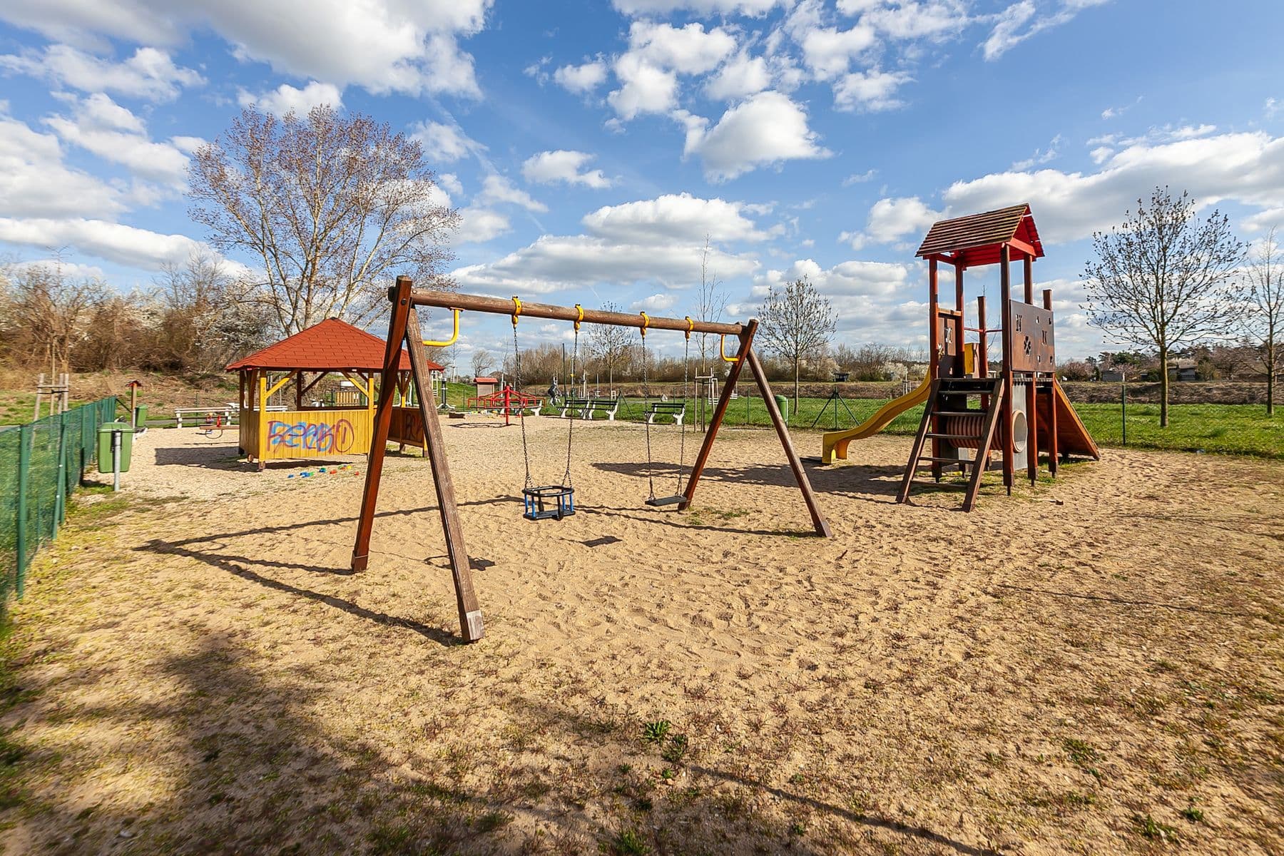 Prodej pozemku 848 m², Na Hroudách 1, Nymburk, Středočeský kraj Prodej pozemku 848 m², Na Hroudách 1, Nymburk, Středočeský kraj