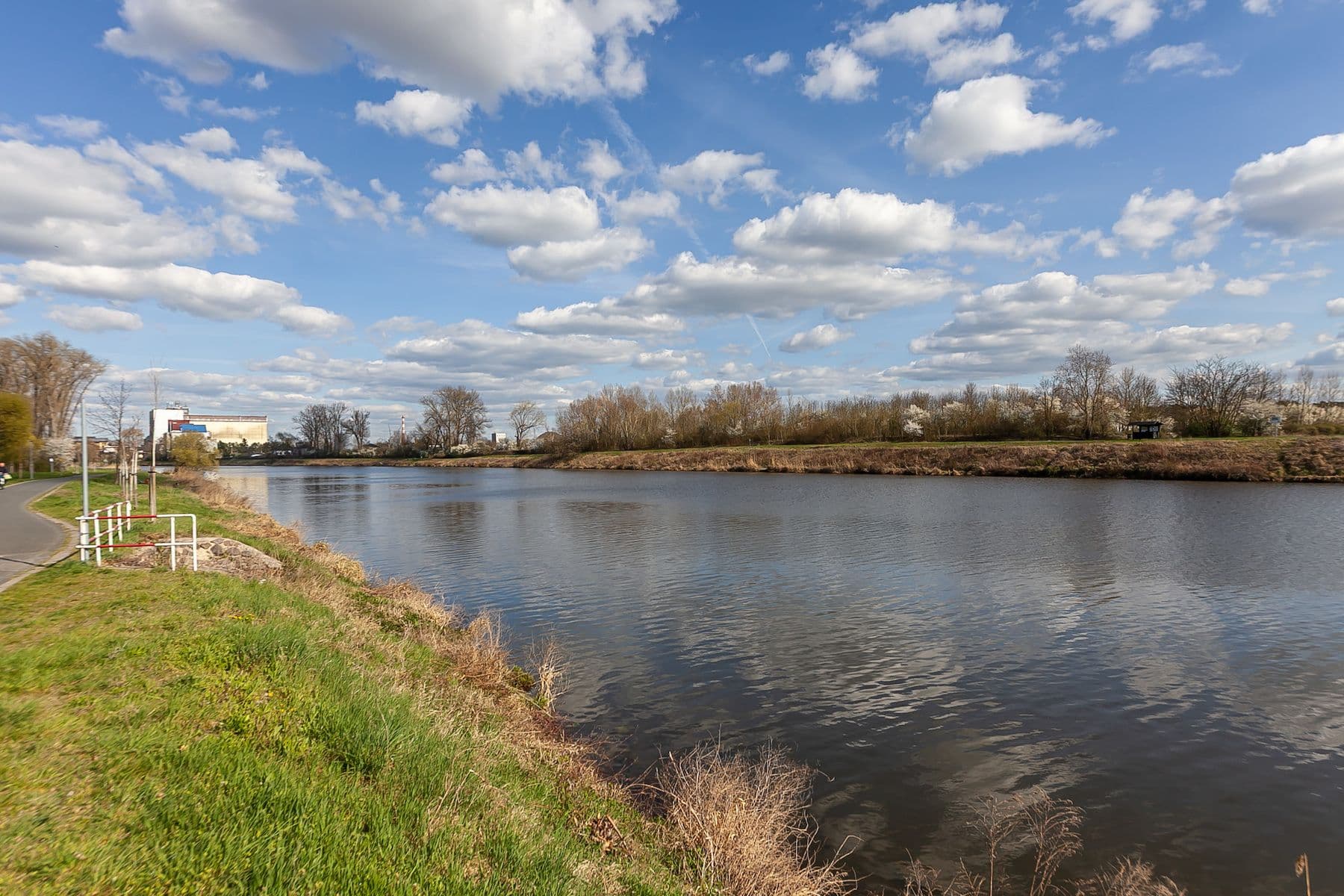 Prodej pozemku 848 m², Na Hroudách 1, Nymburk, Středočeský kraj Prodej pozemku 848 m², Na Hroudách 1, Nymburk, Středočeský kraj