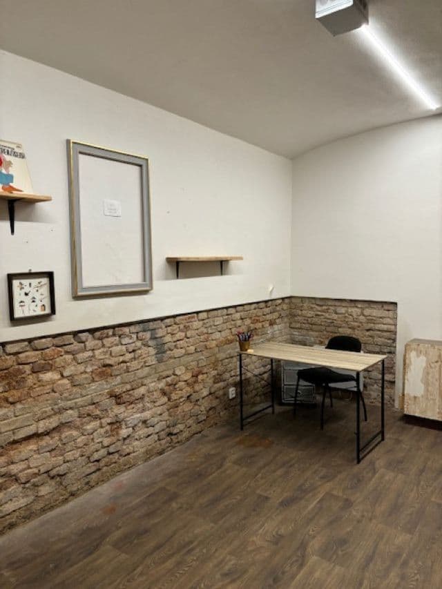 Pronájem nebytového prostoru 43 m², Schodová, Brno, Jihomoravský kraj Pronájem nebytového prostoru 43 m², Schodová, Brno, Jihomoravský kraj