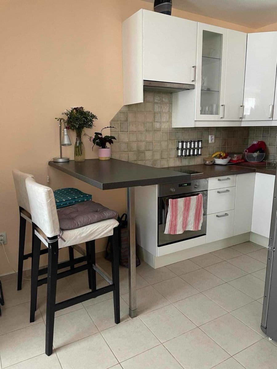 Pronájem bytu 1+1 42 m², Galvaniho, Ružinov, Bratislavský kraj Pronájem bytu 1+1 42 m², Galvaniho, Ružinov, Bratislavský kraj