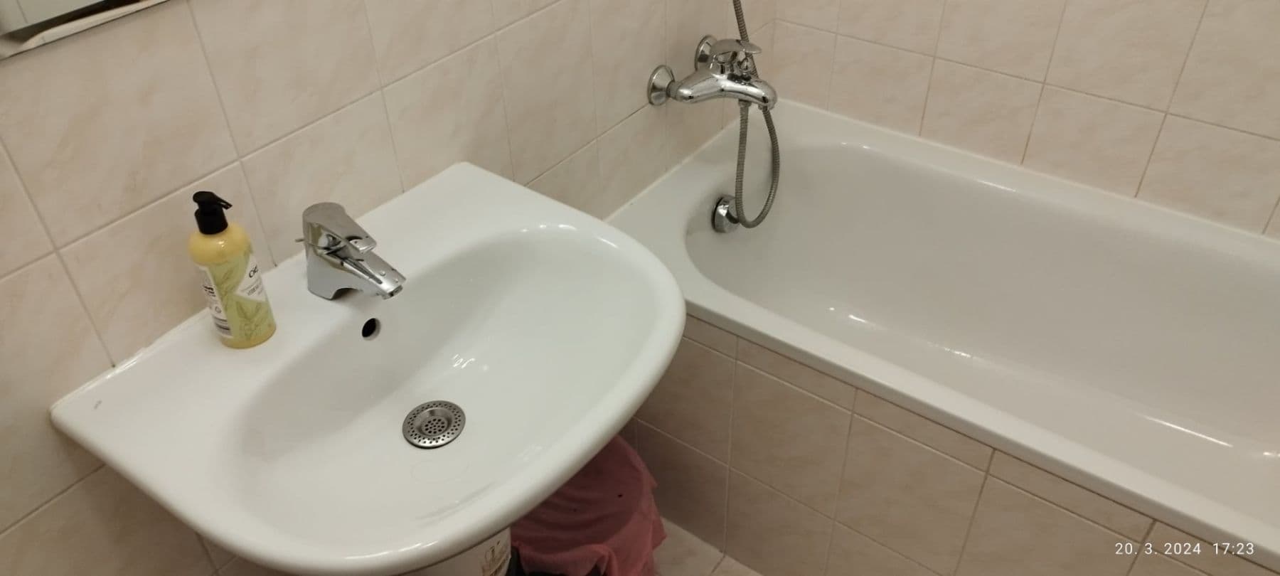 Pronájem bytu 1+1 42 m², Galvaniho, Ružinov, Bratislavský kraj Pronájem bytu 1+1 42 m², Galvaniho, Ružinov, Bratislavský kraj