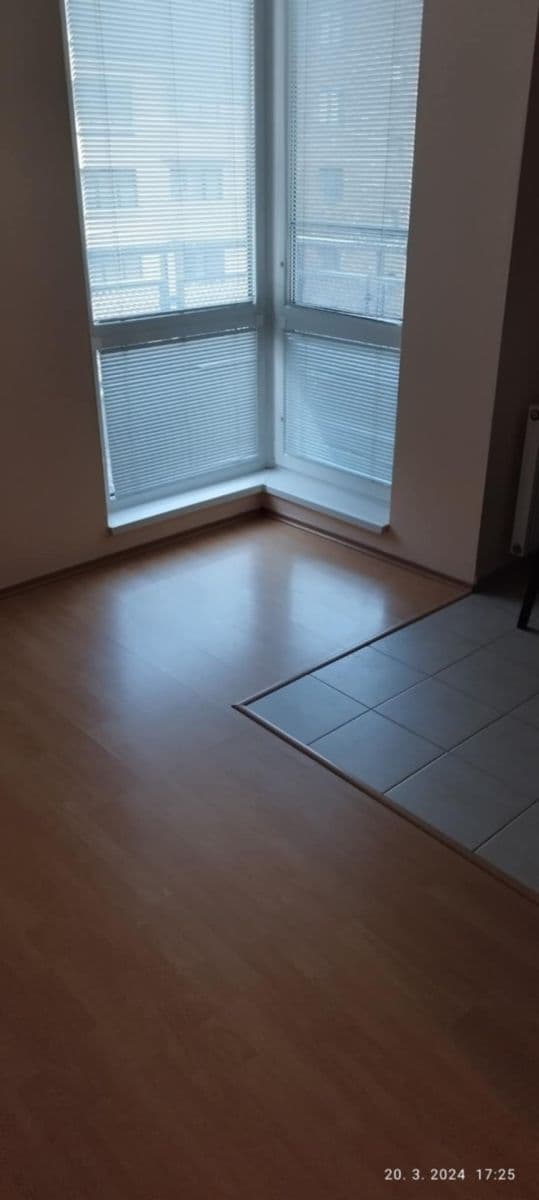 Pronájem bytu 1+1 42 m², Galvaniho, Ružinov, Bratislavský kraj Pronájem bytu 1+1 42 m², Galvaniho, Ružinov, Bratislavský kraj