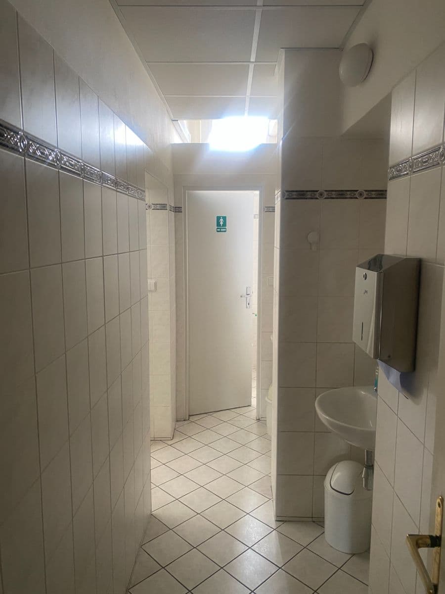 Pronájem kanceláře 79 m², Opletalova, Praha, Praha Pronájem kanceláře 79 m², Opletalova, Praha, Praha