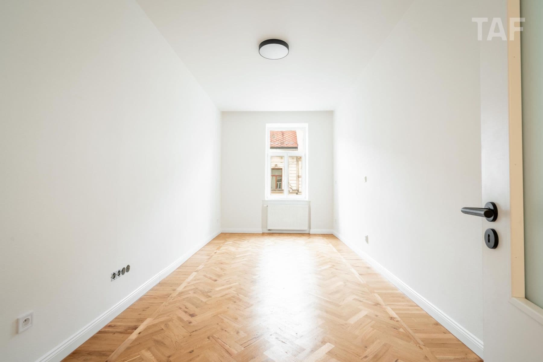 Prodej bytu 2+kk 45 m², Plzeňská, Praha, Praha Prodej bytu 2+kk 45 m², Plzeňská, Praha, Praha