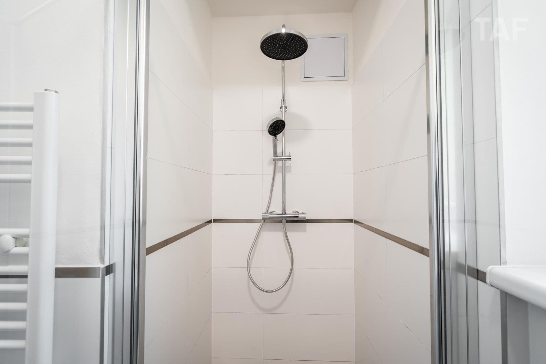 Prodej bytu 2+kk 45 m², Plzeňská, Praha, Praha Prodej bytu 2+kk 45 m², Plzeňská, Praha, Praha