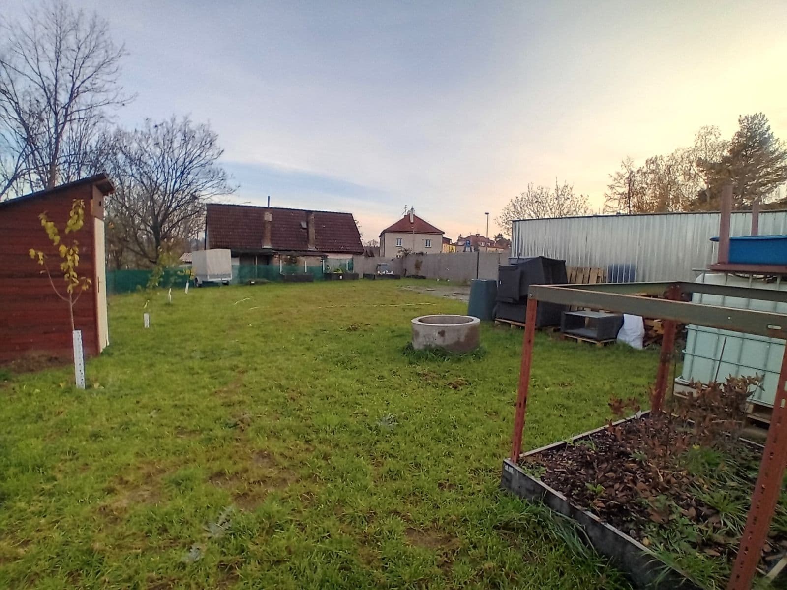 Prodej pozemku 547 m², Na Záhonech, Praha, Praha Prodej pozemku 547 m², Na Záhonech, Praha, Praha