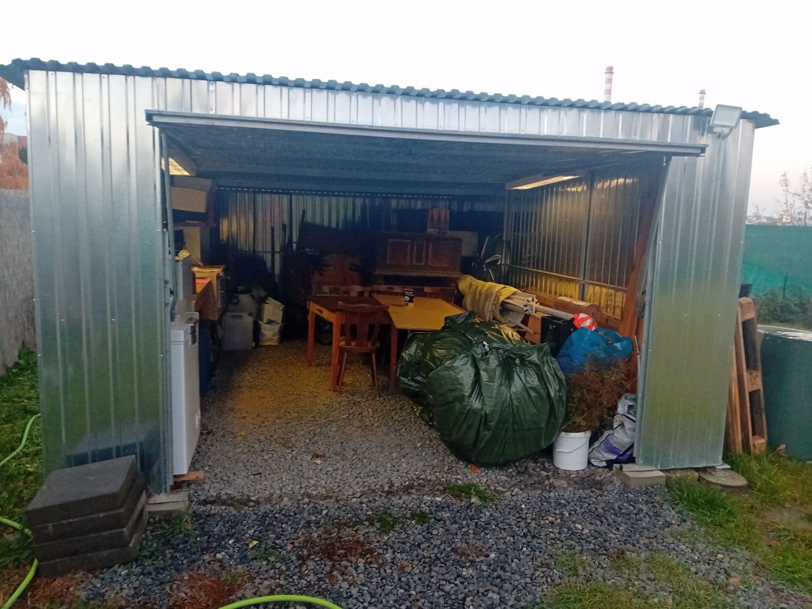 Prodej pozemku 547 m², Na Záhonech, Praha, Praha Prodej pozemku 547 m², Na Záhonech, Praha, Praha