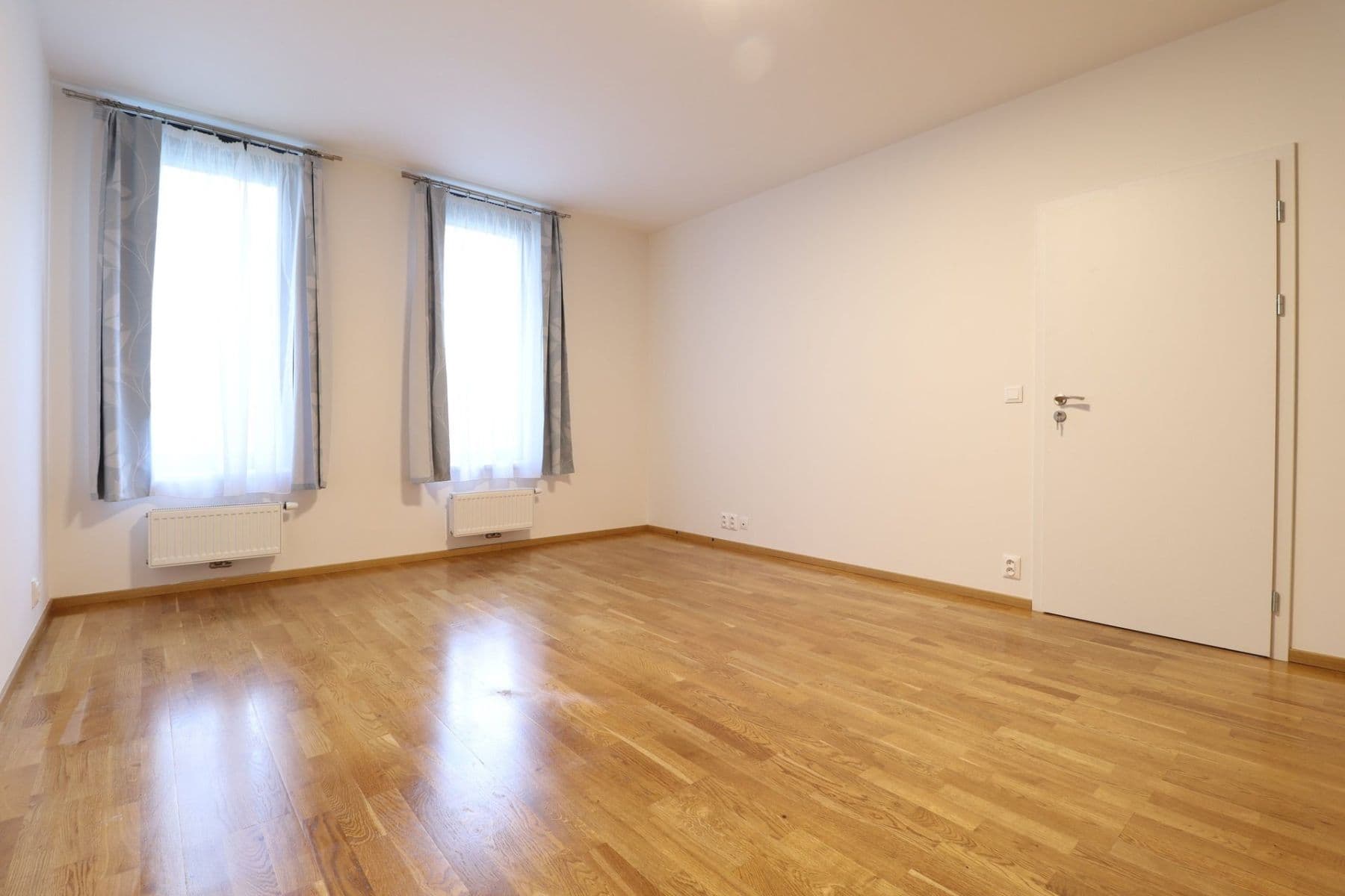 Pronájem bytu 2+kk 55 m², Střížkovská, Praha, Praha Pronájem bytu 2+kk 55 m², Střížkovská, Praha, Praha