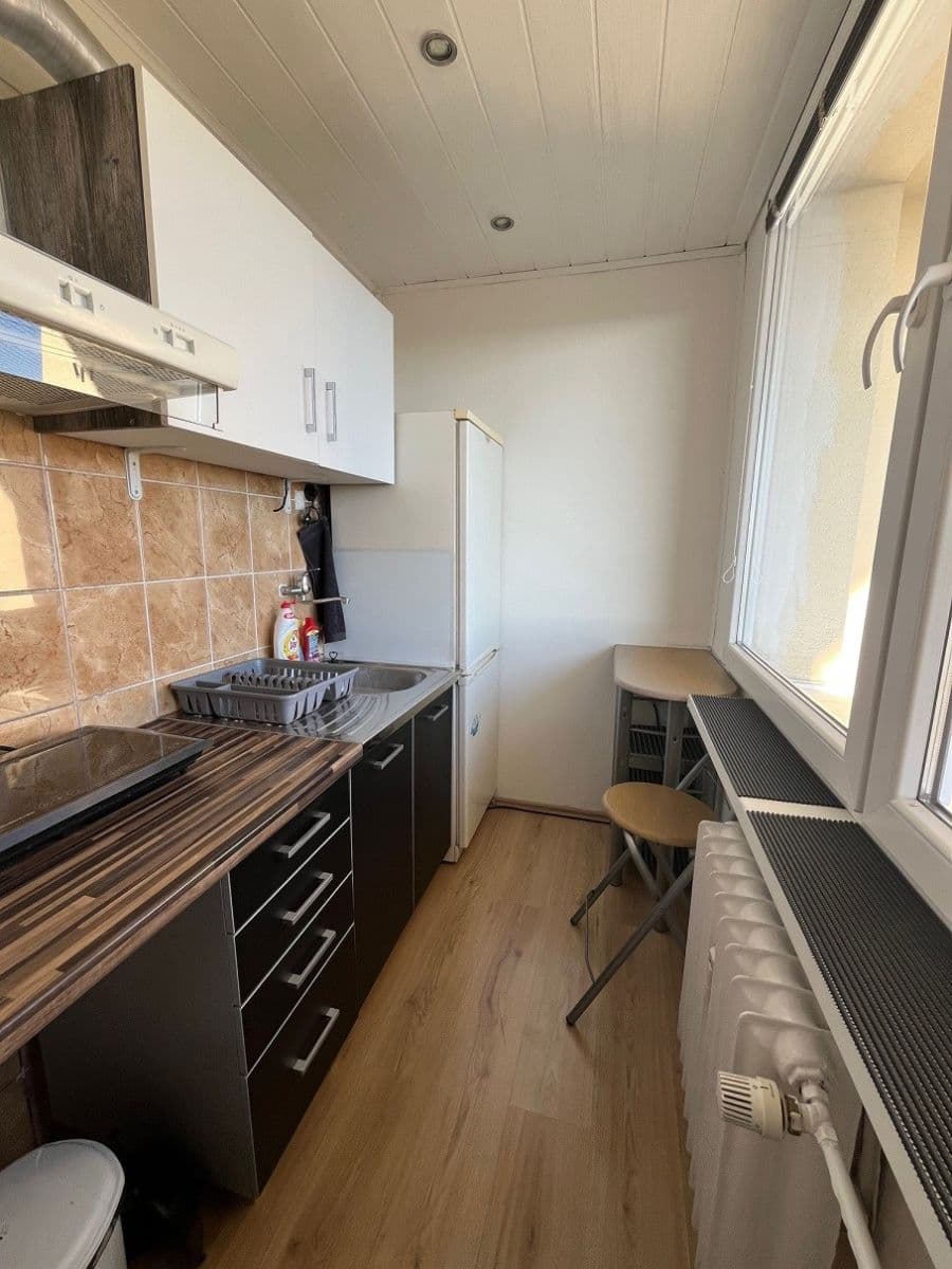 Pronájem bytu 1+1 30 m², Litoměřická, Praha, Praha Pronájem bytu 1+1 30 m², Litoměřická, Praha, Praha