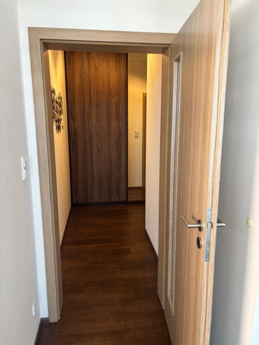 Pronájem bytu 2+kk 55 m², Honzíkova, Praha, Praha Pronájem bytu 2+kk 55 m², Honzíkova, Praha, Praha