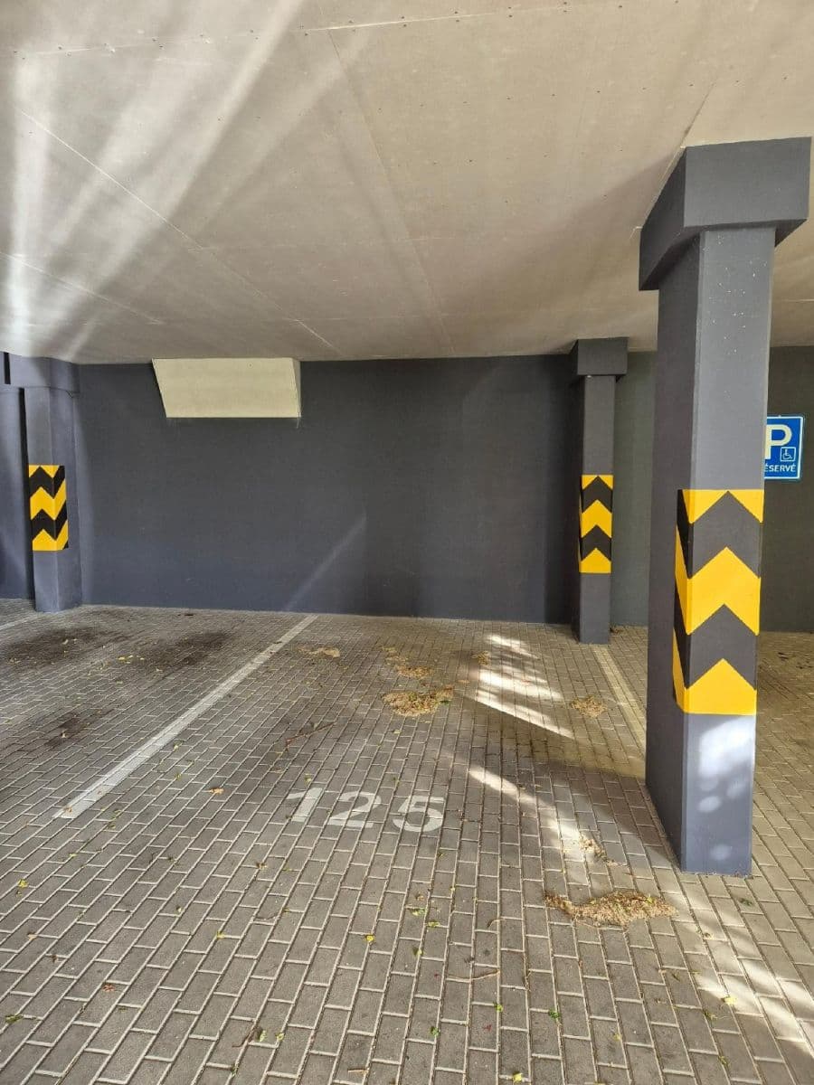 Pronájem bytu 2+kk 55 m², Honzíkova, Praha, Praha Pronájem bytu 2+kk 55 m², Honzíkova, Praha, Praha