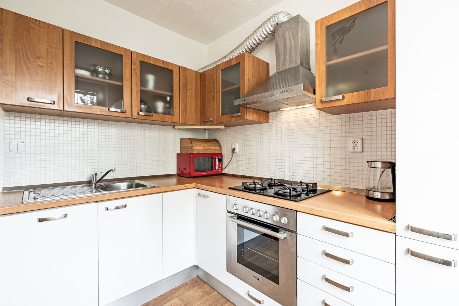 Prodej bytu 2+1 58 m², Korycanská, Praha, Praha Prodej bytu 2+1 58 m², Korycanská, Praha, Praha