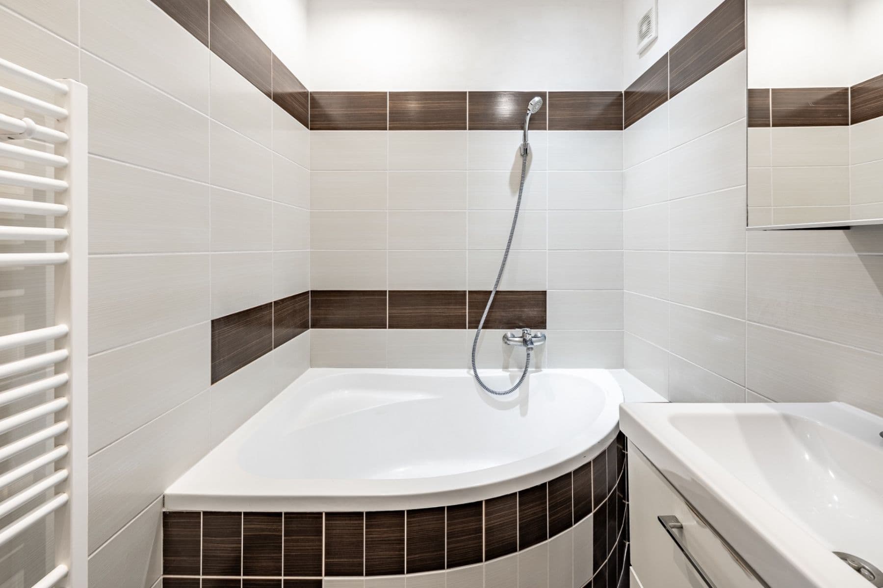 Prodej bytu 2+1 58 m², Korycanská, Praha, Praha Prodej bytu 2+1 58 m², Korycanská, Praha, Praha