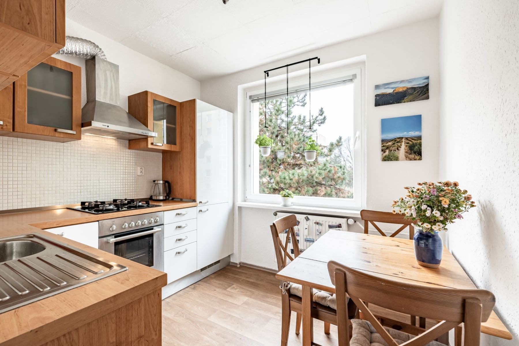 Prodej bytu 2+1 58 m², Korycanská, Praha, Praha Prodej bytu 2+1 58 m², Korycanská, Praha, Praha