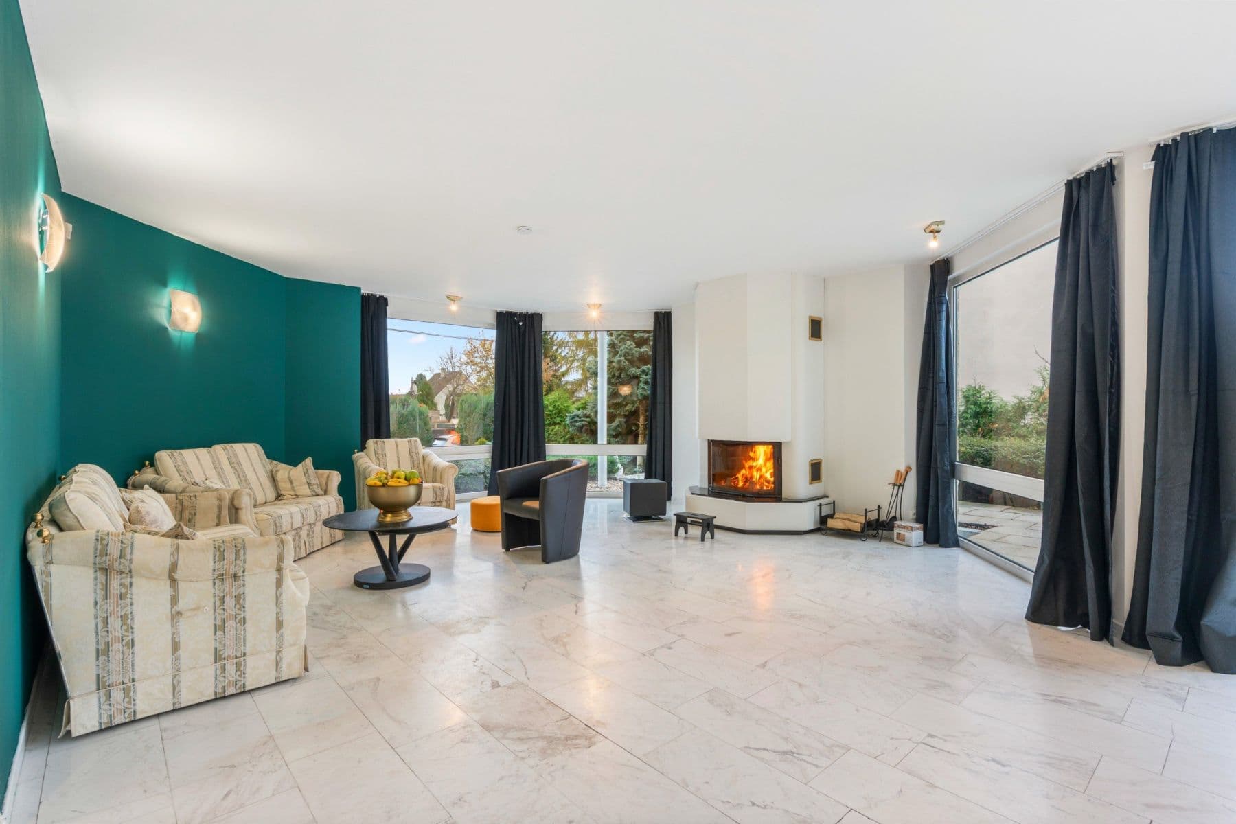 Pronájem bytu 750 m², Karla Tomáše, Praha, Praha Pronájem bytu 750 m², Karla Tomáše, Praha, Praha