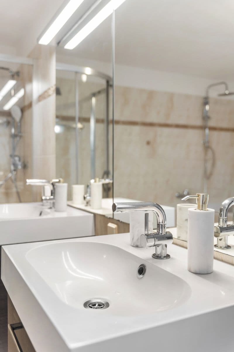 Pronájem bytu 750 m², Karla Tomáše, Praha, Praha Pronájem bytu 750 m², Karla Tomáše, Praha, Praha