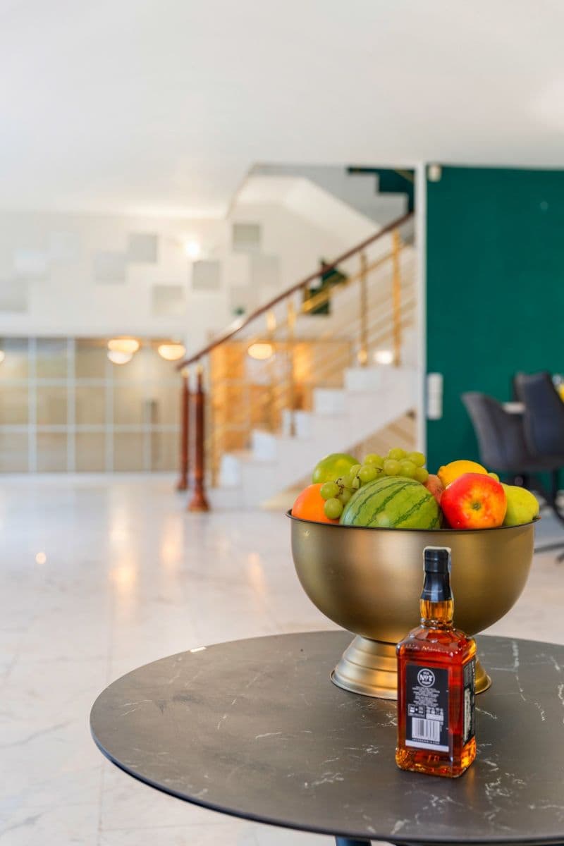 Pronájem bytu 750 m², Karla Tomáše, Praha, Praha Pronájem bytu 750 m², Karla Tomáše, Praha, Praha