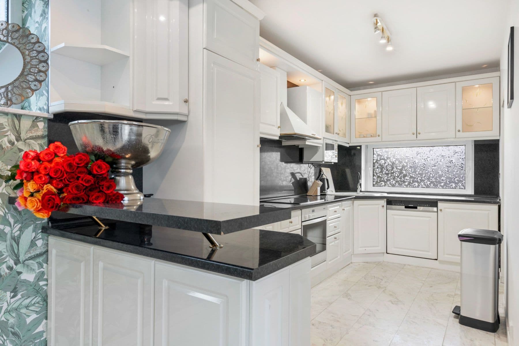 Pronájem bytu 750 m², Karla Tomáše, Praha, Praha Pronájem bytu 750 m², Karla Tomáše, Praha, Praha