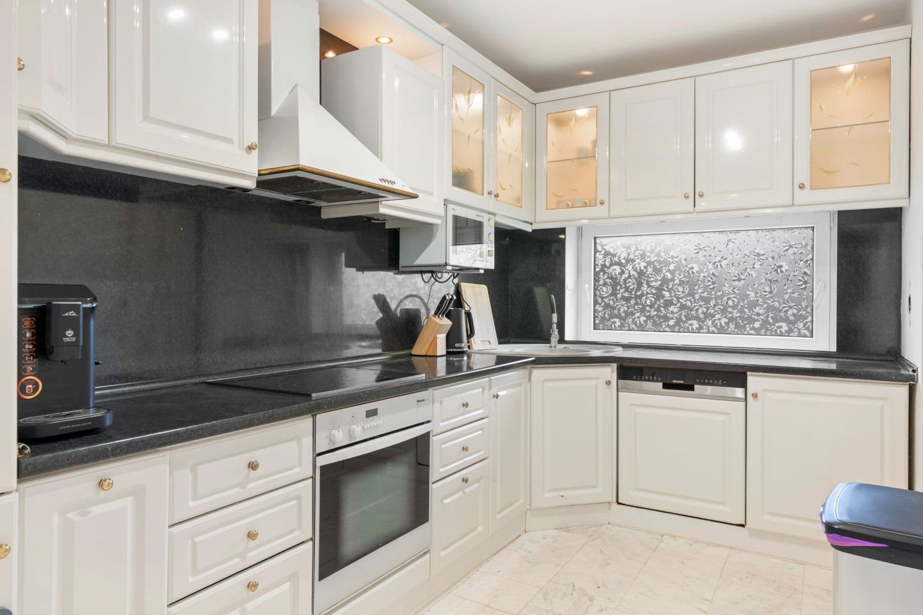 Pronájem bytu 750 m², Karla Tomáše, Praha, Praha Pronájem bytu 750 m², Karla Tomáše, Praha, Praha