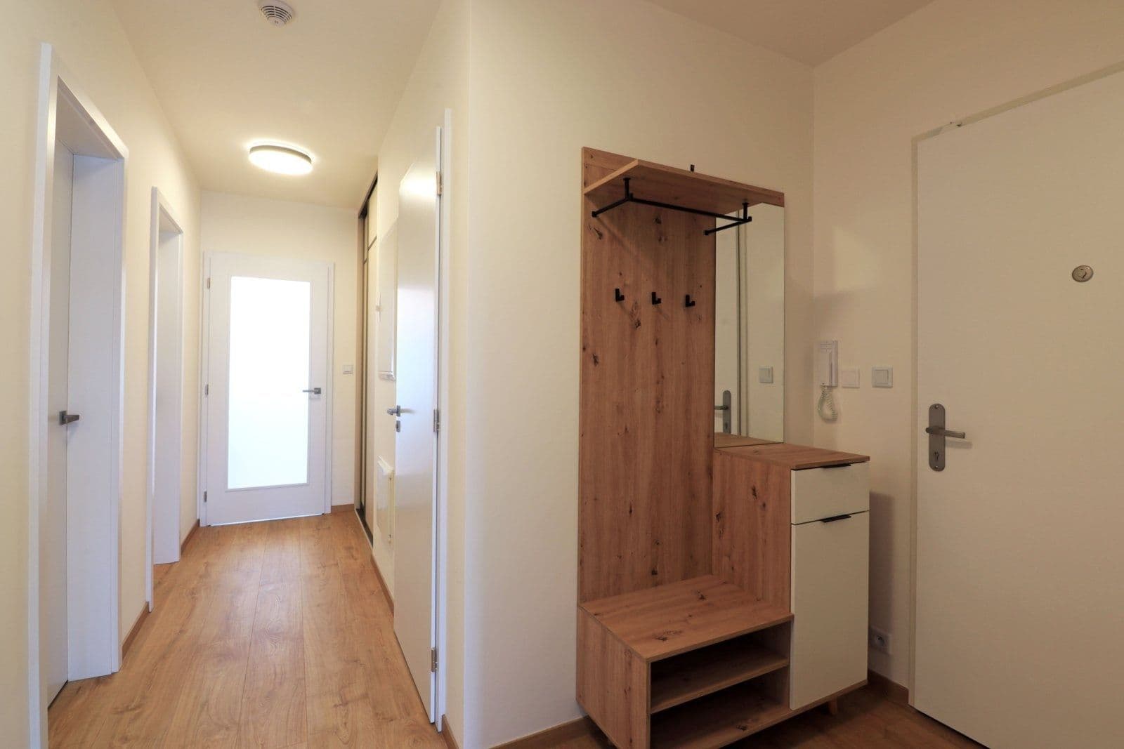 Pronájem bytu 3+kk 75 m², Dagmar Burešové, Praha, Praha Pronájem bytu 3+kk 75 m², Dagmar Burešové, Praha, Praha