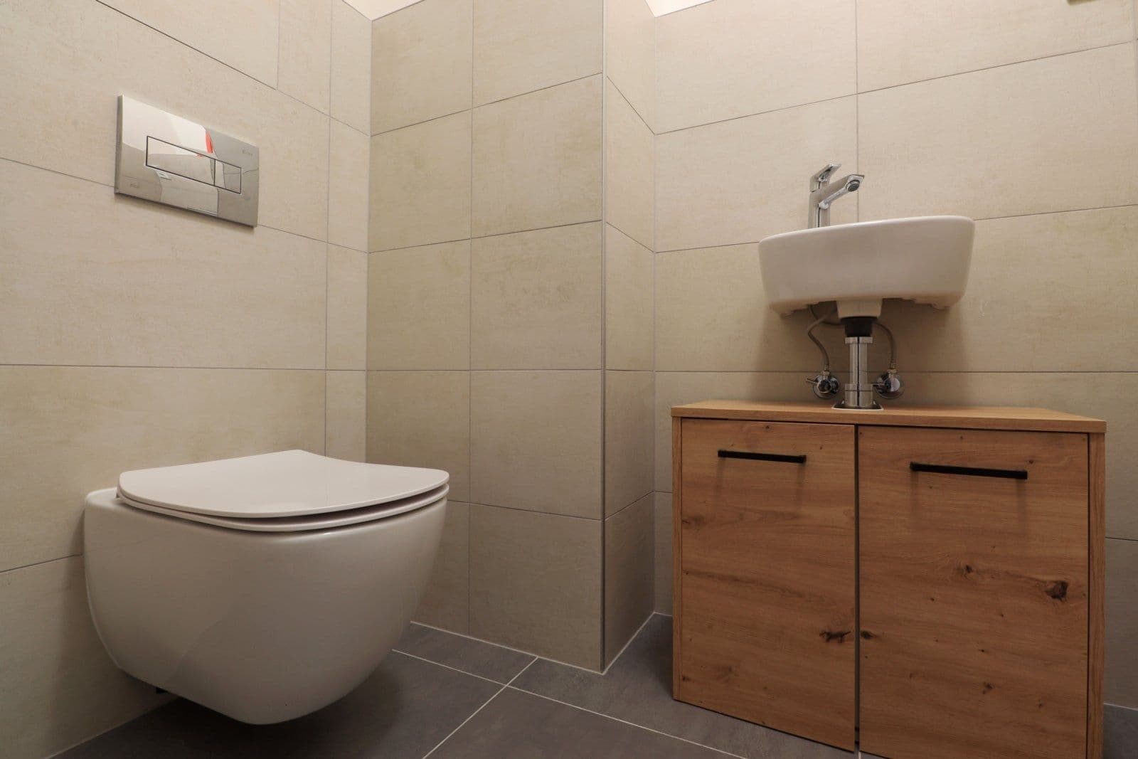 Pronájem bytu 3+kk 75 m², Dagmar Burešové, Praha, Praha Pronájem bytu 3+kk 75 m², Dagmar Burešové, Praha, Praha