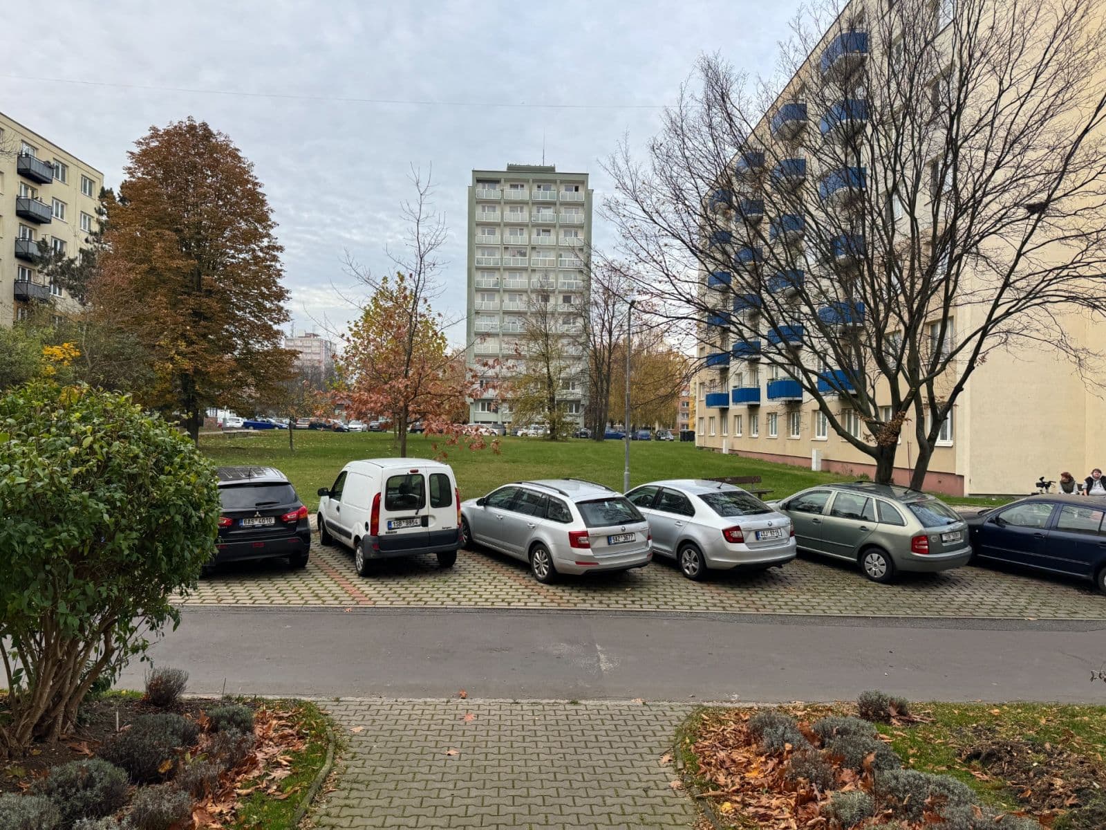 Prodej bytu 2+1 49 m², Bělehradská, Kladno, Středočeský kraj Prodej bytu 2+1 49 m², Bělehradská, Kladno, Středočeský kraj